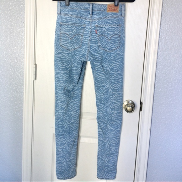 ❗️SOLD❗️Levi’s 720 Super Skinny High-rise Jeans - Picture 3 of 7